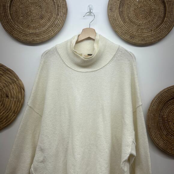 Free People Neutral Off White Wool Blend Cozy Oversized Knit Sweater Large - Picture 3 of 7